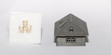 Haus "Holstein" dunkelgrau zum Selbst-Colorieren (KW)