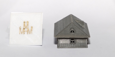 Haus "Holstein" dunkelgrau zum Selbst-Colorieren (KW)