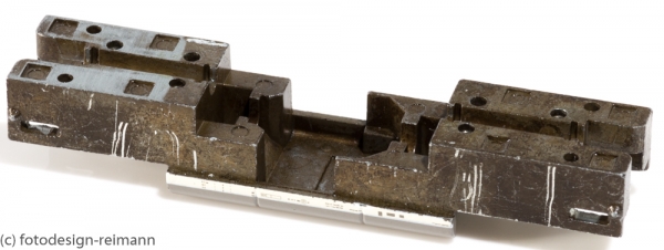 (0720) ICE 1 Gussgestell