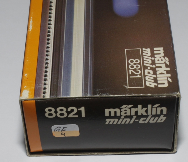 Leerverpackung 8821